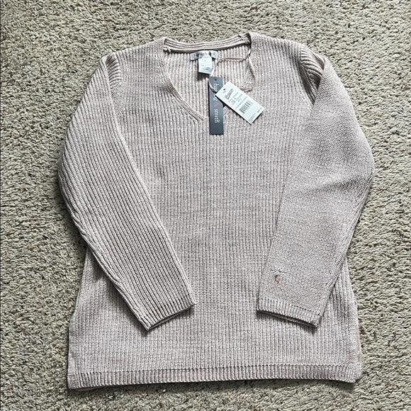 Hasting & Smith Women's Beige V-Neck Sweater - Picture 2 of 7